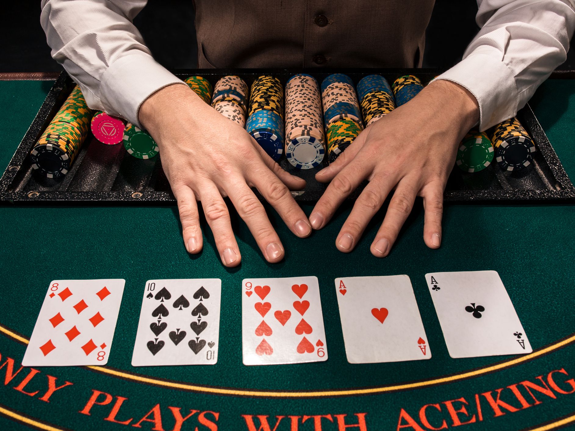 How to choose best Baccarat online casino