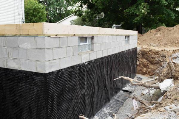 Key Features to Look for in Basement Waterproofing Products